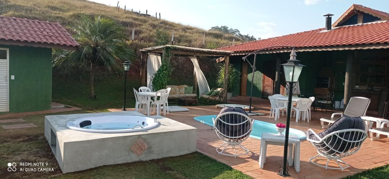 Villa Chale Da Montanha Taubaté Exterior foto